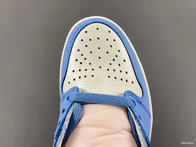 Rep TBkick Jordan FD2596-400 Flight 1 First WMNS in OG Air High 0511